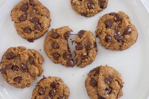 gooey, paleo. chocolate chip cookies