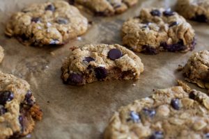 soft, chewy chocolate chip oat cookies