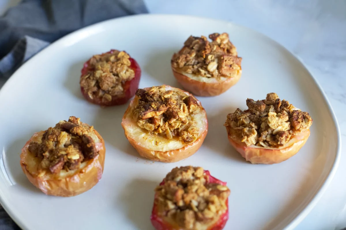 air fried apples with a gluten-free crumb topping on a plate